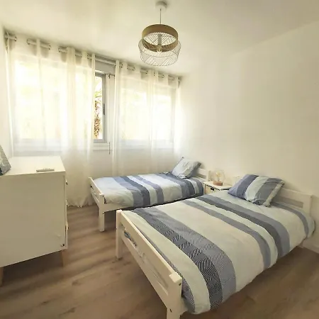 Superbe T3 Moderne Vue Avec Parking, Climatisation, Piscine La Grande Motte